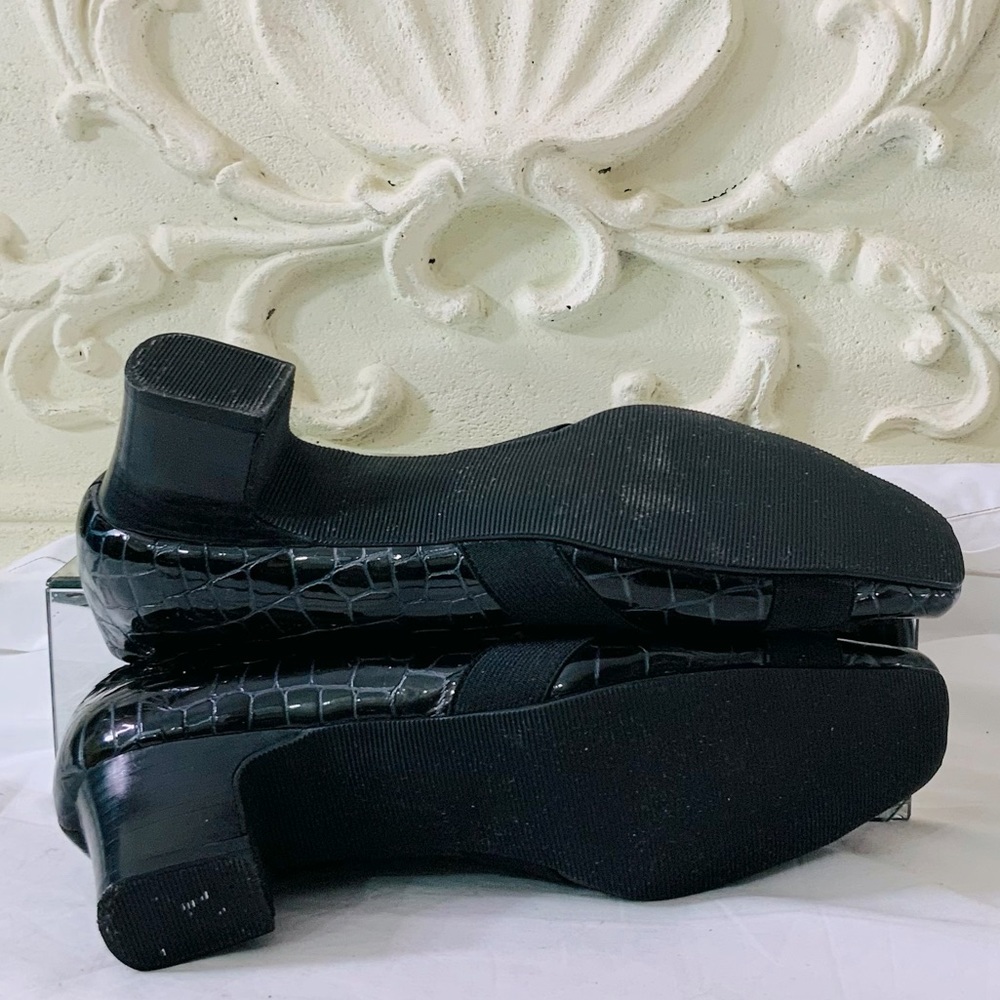 Ros Hommerson Croc Embossed Heels - Picture 8 of 12